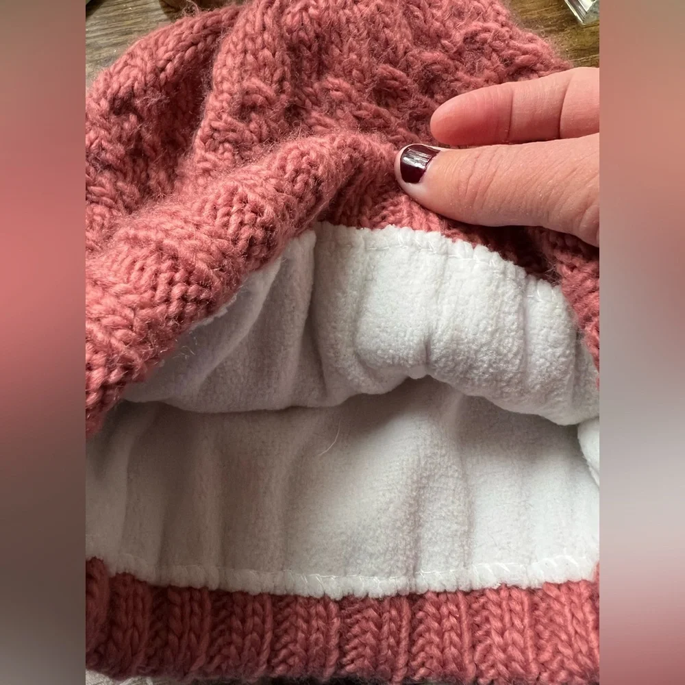 Roxy Knit Beanie Hat in Rose Pink